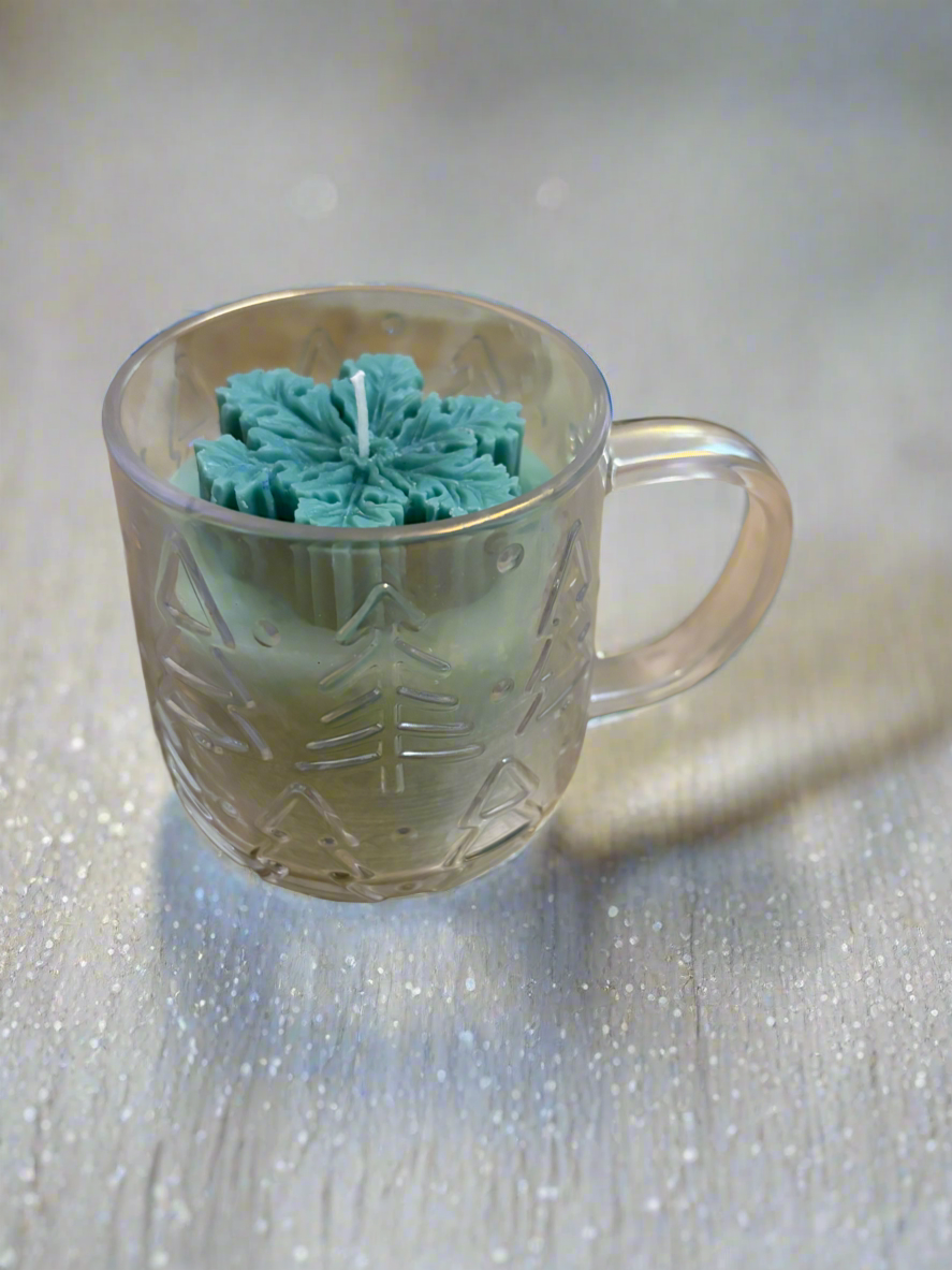 Snow angel mug candle