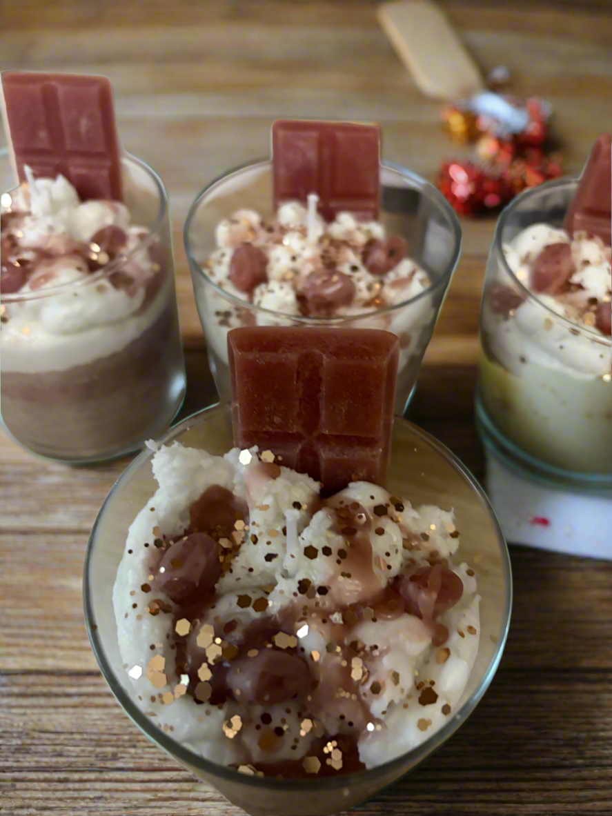 Christmas spiced cookie candle