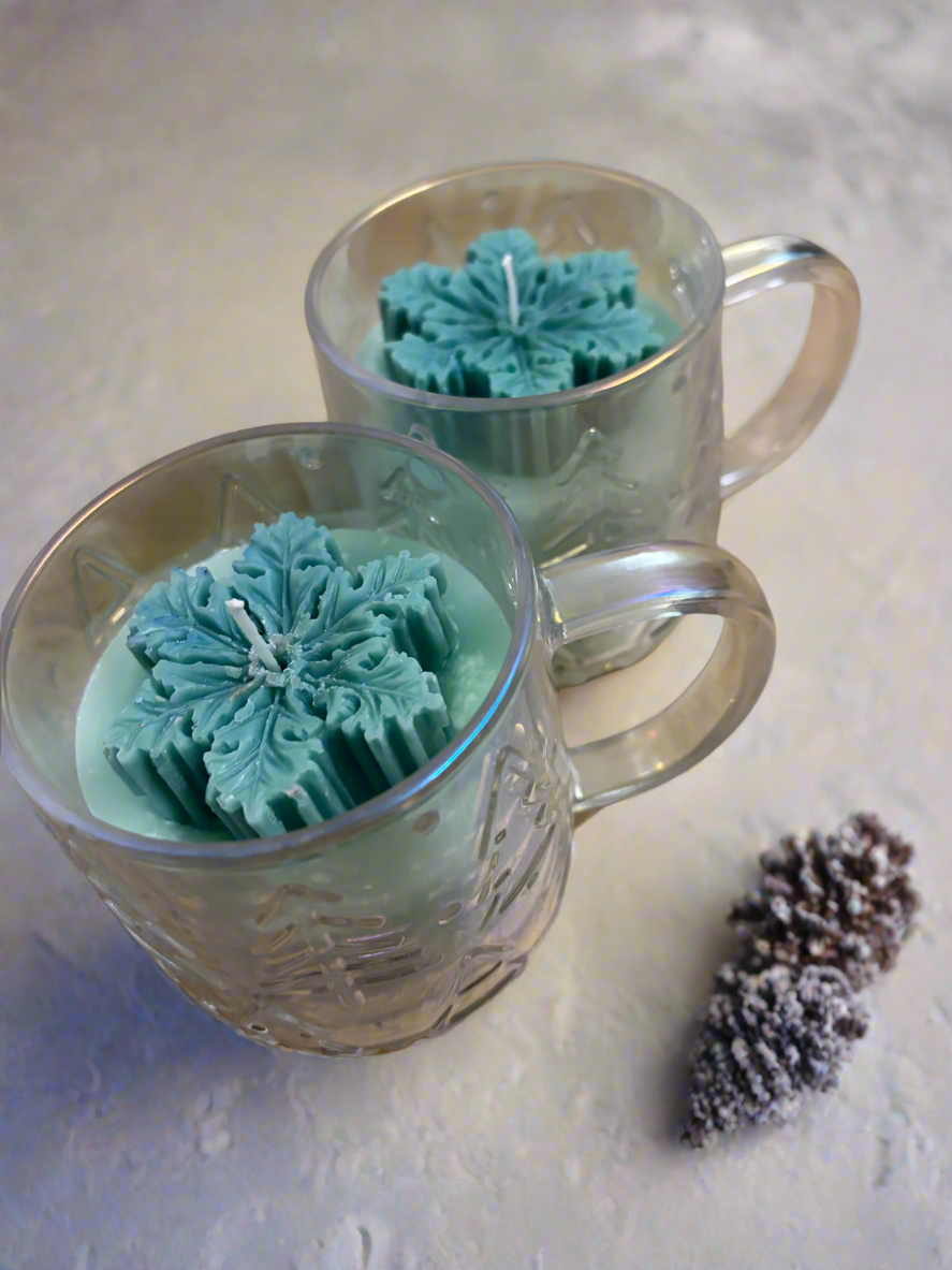 Snow angel mug candle