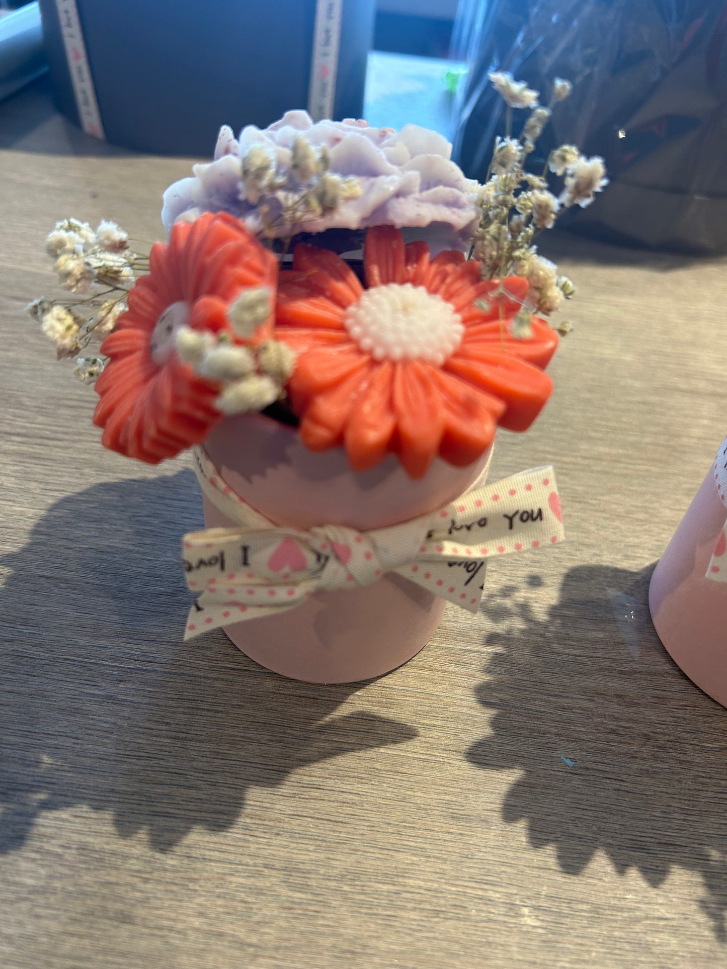 Mini wax melt bouquets