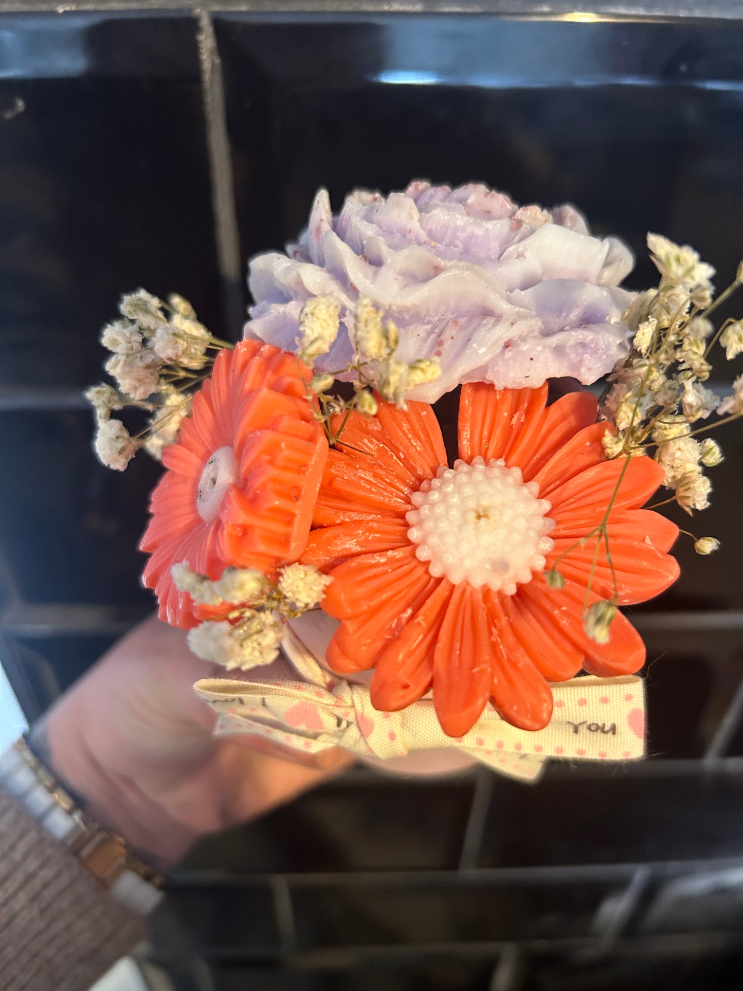 Mini wax melt bouquets