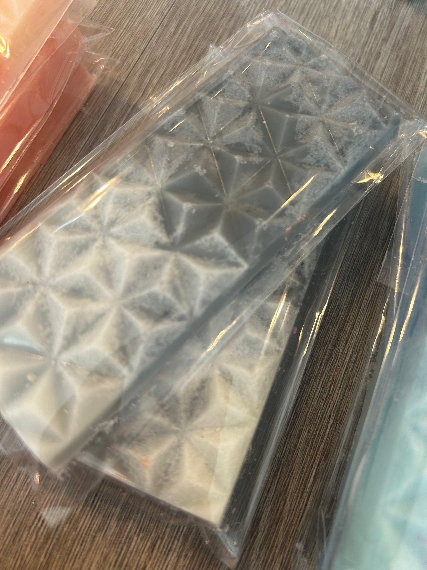 Perfumed inspired wax melts