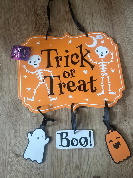 Trick or treat hanging decoration