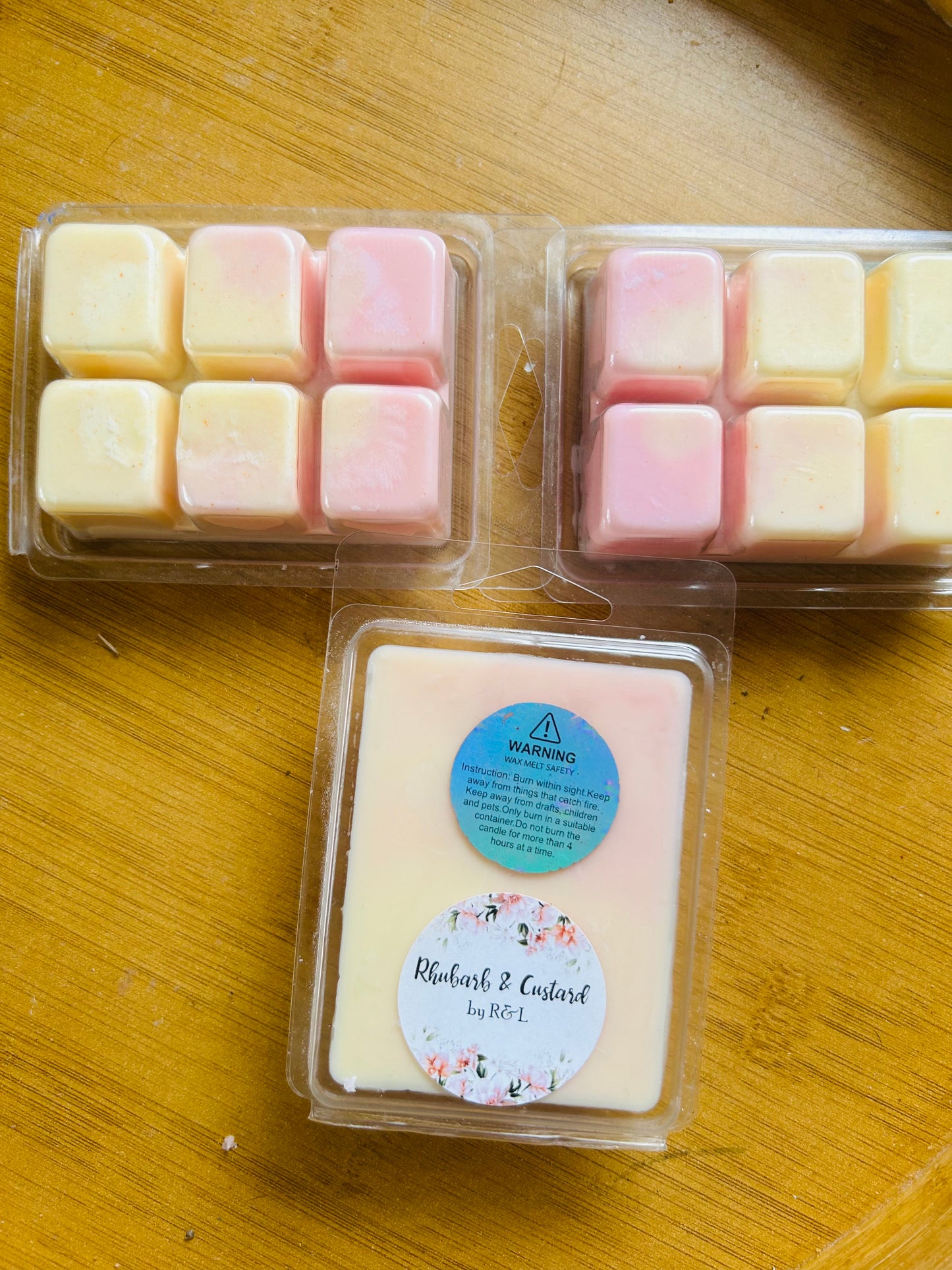 Sweet scented wax melts